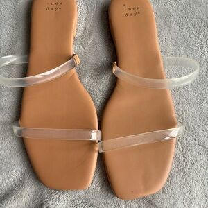 A New Day Winnie Skinny Strap Sandals Women's Tan & Clear Size 8.5